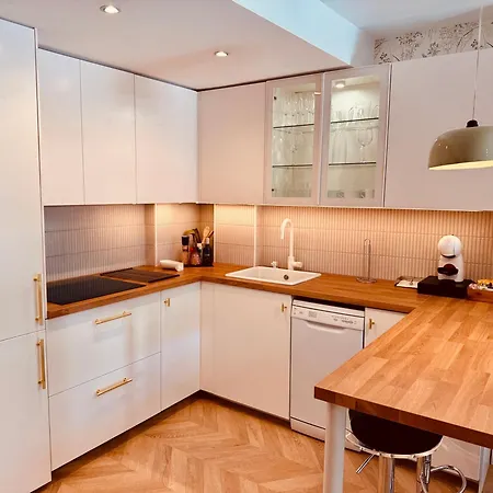 Alfa Deluxe Con Parking Y Wifi By Surynieve *